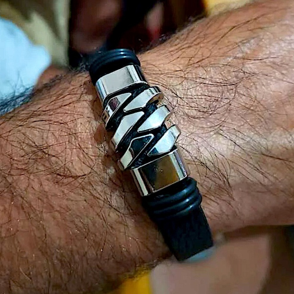 STAINLESS STEEL BRACELET